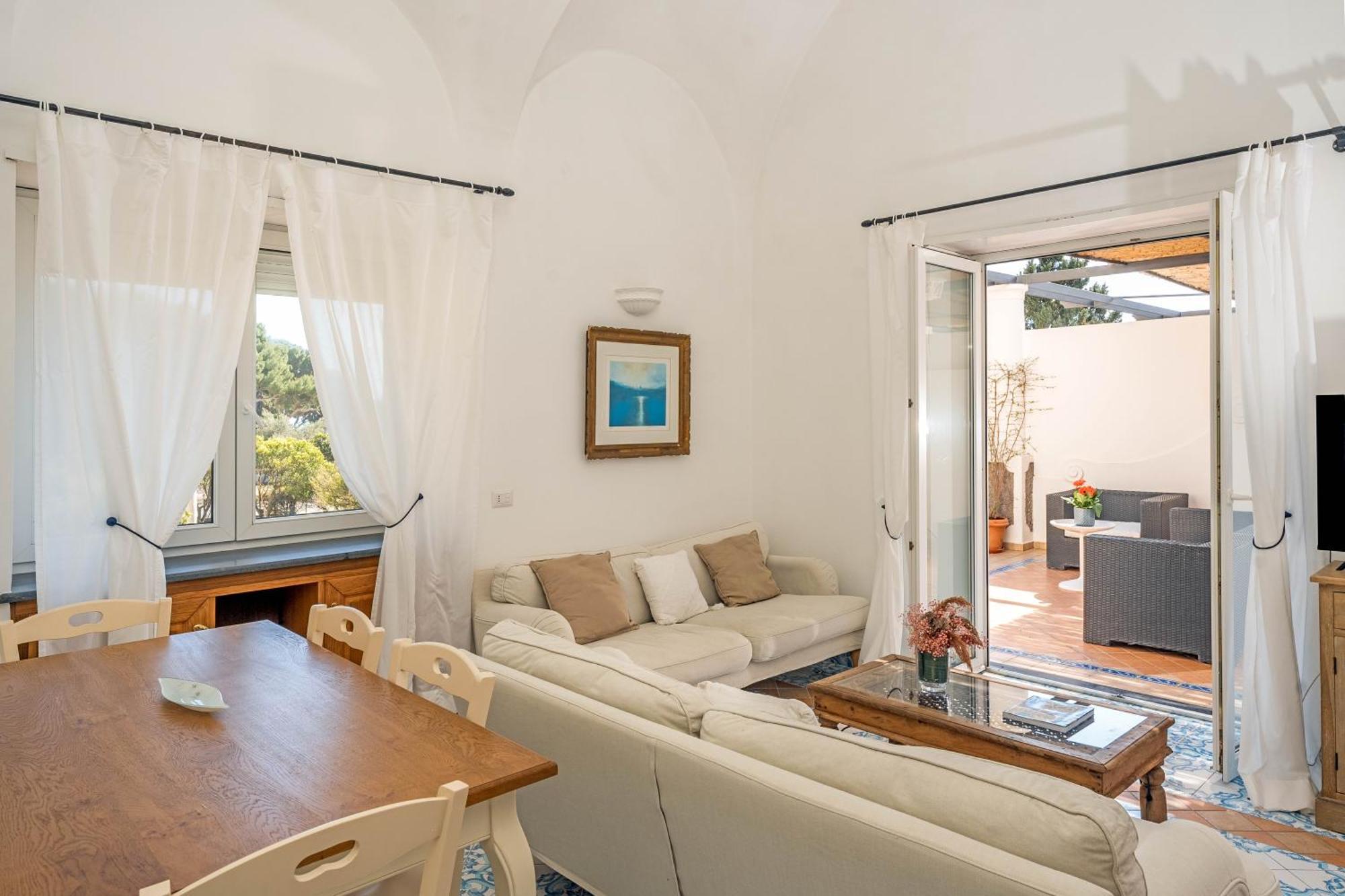 Oliveto Capri Apartments Екстериор снимка